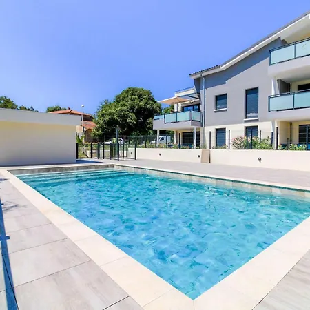 Select'sohome - Pour 6 Personnes A Deux Pas Des Commerces Et De La De La Faviere ! - Iloa-c03 Apartamento